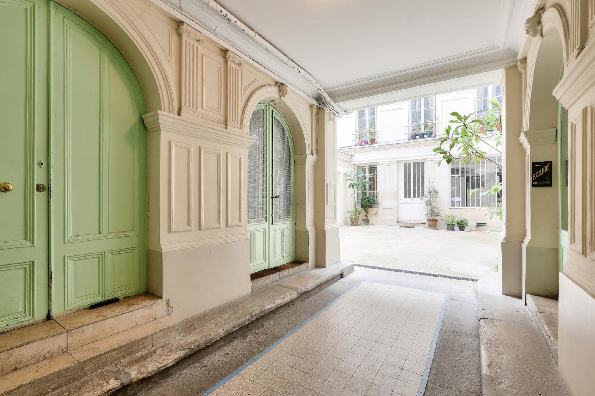 Bright Apartment In The 10Arr. - 4 People Paris Exterior photo